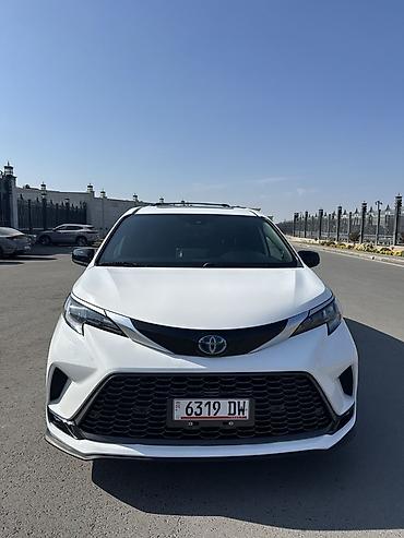 маховик 2 7: Toyota Sienna: 2022 г., 2.5 л, Вариатор, Гибрид, Минивэн — 2