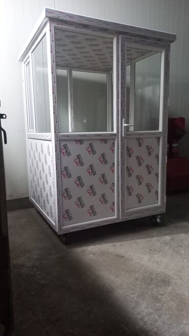 Butkalar, köşklar: Mühafi̇zə üçün butka. Plasti̇k mühafi̇zə butkalari. 150x150x220 — 22