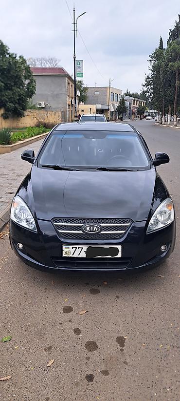 Kia: Kia Ceed: 1.4 l | 2008 il Hetçbek — 1