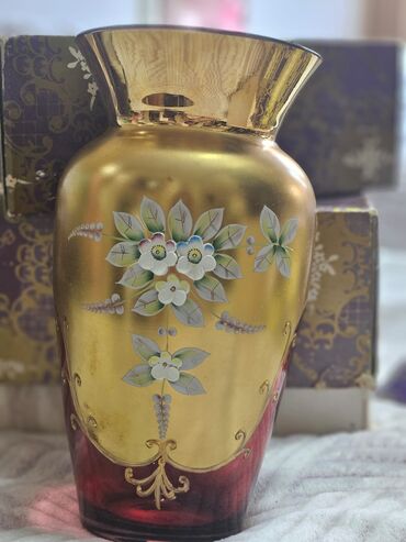 Vazalar: Vaza dəsti — 4