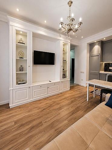 azadliqda evler: İcarəyə verilir 2 otaqlı yeni tikili 60 m², Nəsimi r. Kateqoriya Yeni — 2