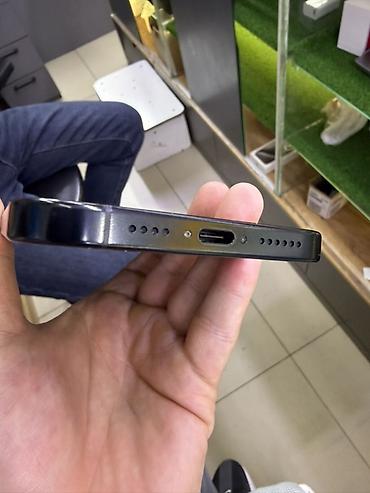 iphone cs max: IPhone 16 Pro Max, 256 ГБ - Цвет: тёмный (на фото). - Экран: 6.7" — 4