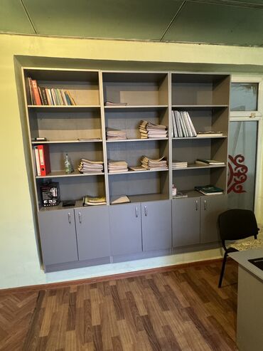 мебель для офис: Книжный Шкаф, Офисный, Б/у