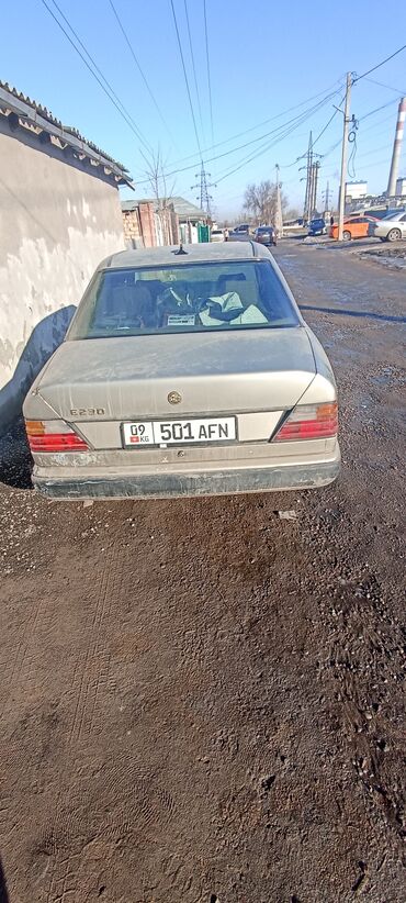 Mercedes-Benz: Mercedes-Benz W124: 1986 г., 2.3 л, Механика, Дизель, Седан