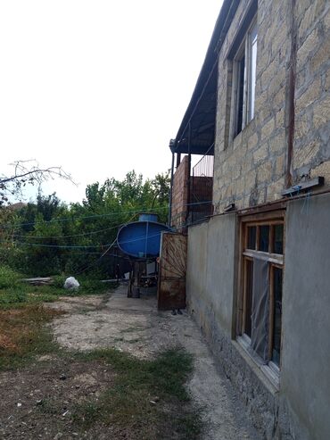 evde operatör isi: 4 otaqlı, Yeni tikili, 400 kv. m
