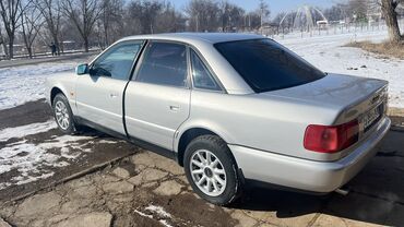 ауди с4 1992: Audi A6: 1995 г., 2 л, Механика, Бензин, Седан