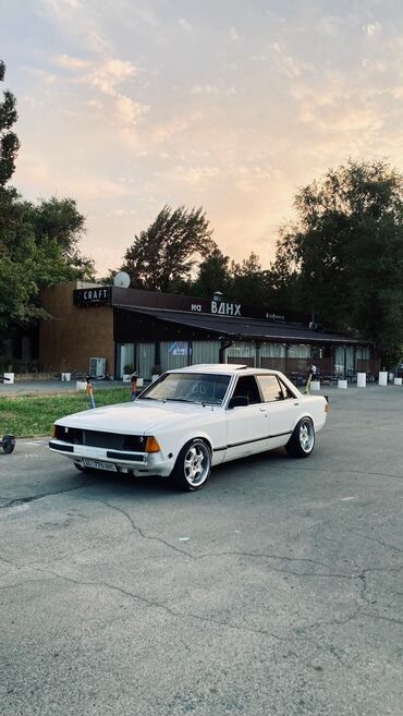 молдинги w210: Ford Granada: 1983 г., 4.4 л, Механика, Бензин, Седан