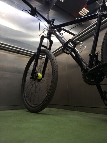 купить спортивный велосипед недорого: Aluminiy rama 29 luq, shimano tourney sistem, acilib baglanan