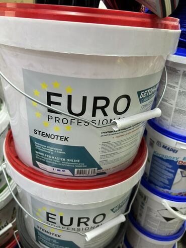 Гидроизоляционные материалы: Грунтовка Euro Professional Stenotek в белом ведре с красной крышкой