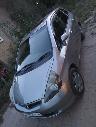 машына жаз: Honda Fit: 2003 г., 1.5 л, Вариатор, Бензин, Хэтчбэк