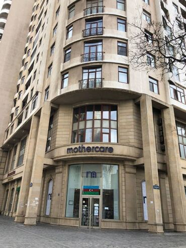 Yeni tikili: 3 otaqlı, Yeni tikili, m. Elmlər Akademiyası, 115 kv. m — 3