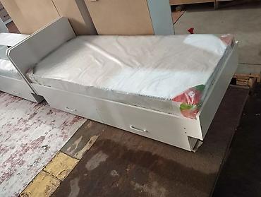 Односпальные кровати: Односпальная кровать, Новый, С ящиком для хранения, длина - 190 см — 6