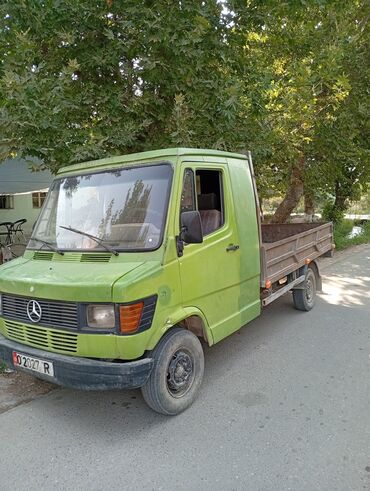купить шины в бишкеке бу: Грузовик, Mercedes-Benz, Стандарт, 3 т, Б/у