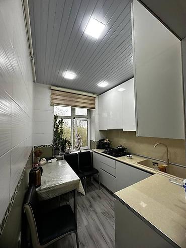 yasma: Bakı, Yasamal, 4 otaqlı, Köhnə tikili, m. İnşaatçılar, 70 kv. m — 2