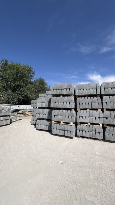 Дорожные бордюры: Дорожный бордюр, Прессованный, Бетонный, Новый — 8