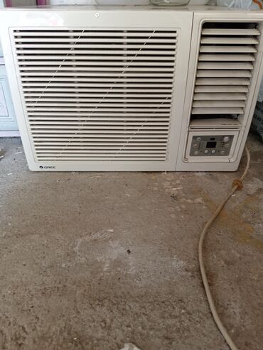 Dinamiklər və sabvuferlər: Kondsaner tam idyal pəncərə ücün
0552240304
