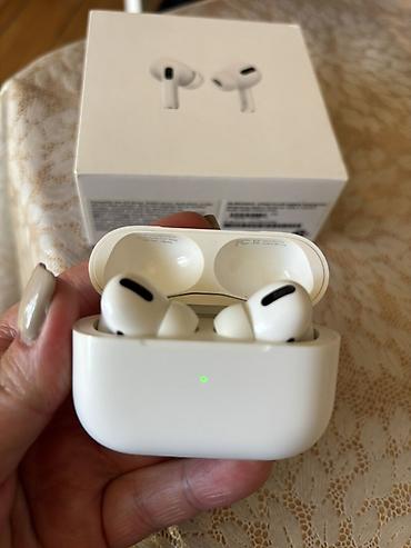 Apple AirPods Pro1 Yaxshi veziyyetde tam original 370 azn e alinib 1