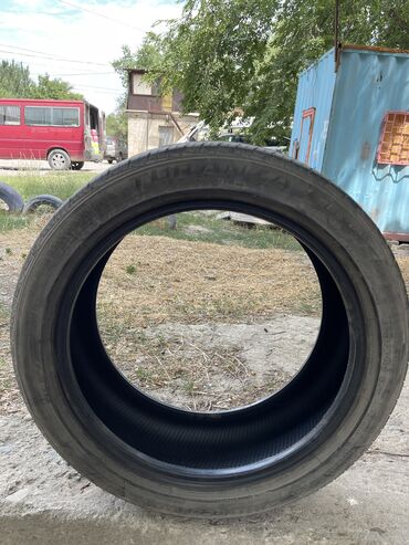 шина 9 00r20: Шины 235 / 45 / R 18, Лето, Б/у, Комплект, Легковые, Япония, Bridgestone