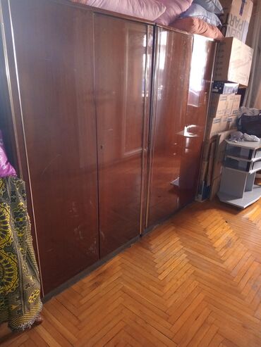 işləmiş taxtalar: İşlənmiş, 2 qapılı Düz dolab, Dolab-asılqan