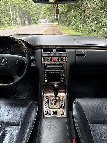 w210 милениум: Mercedes-Benz E-Class: 2000 г., 4.3 л, Автомат, Бензин, Седан — 3