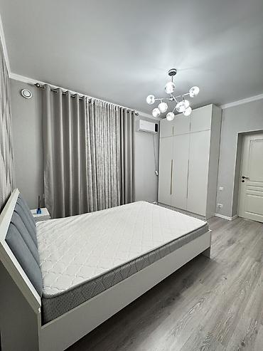 Долгосрочная аренда домов: 240 м², 5 комнат — 4