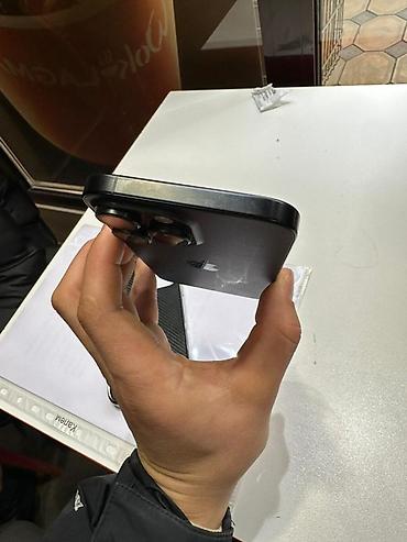 Apple iPhone: IPhone 16 Pro Max, Б/у, 512 ГБ, Черный, 90 % — 3