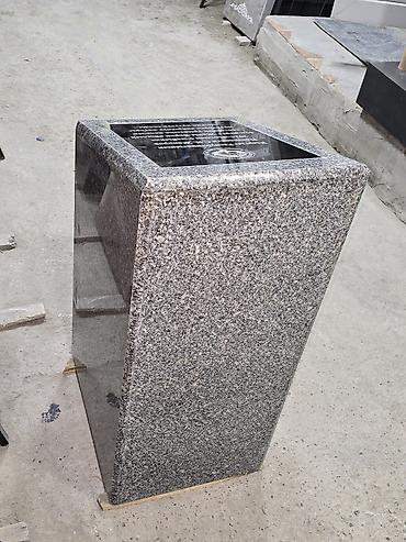 Тумбы на заказ: Гранитная тумба «Капсула времени» с верхней плитой под мемориальную — 4