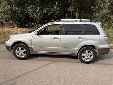byd e2 2024: Mitsubishi Outlander: 2003 г., 2.4 л, Автомат, Бензин, Кроссовер — 2