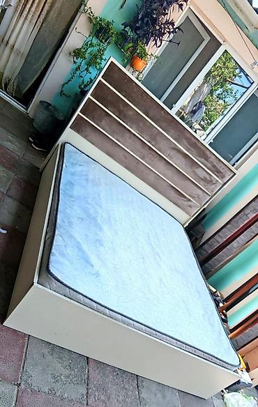 çarpayı üçün botiklər: Taxt satilir 165azn.Olcu 160x2.Matras var baza yoxdu.Unvan — 1