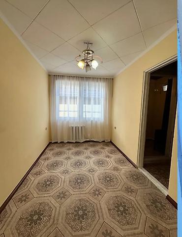 Продажа коттеджей и домов: Продаю дом 4-ком 80-кв/м² Участок: 4-сотки Район: Маевка ( ул — 6