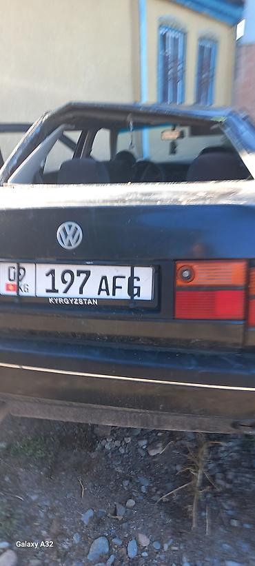 мереке авто: Volkswagen Vento: 1994 г., 1.8 л, Кол менен иштөөчү, Бензин, Седан — 5