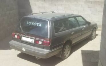 лобовое стекло камри 70: Айнек Багажниктин Toyota, 1989 г., Колдонулган, Оригинал