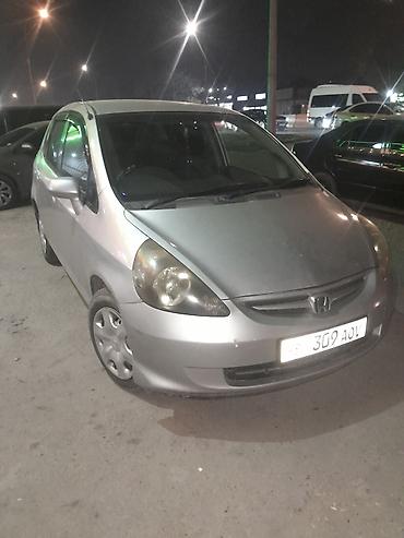 рассмотрим варианты: Honda Fit: 2003 г., Автомат, Бензин, Хэтчбэк — 1
