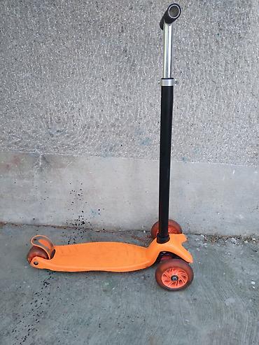icepeak skafander: Trotinet sa cetiri tocka – dva napred i dva pozadi,nosivosti do 40kg — 1