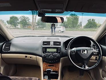 Honda: Honda Accord: 2003 г. — 3