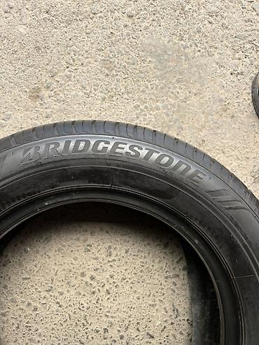 r bit: Комплект из 4 летних шин Bridgestone для легковых автомобилей. - — 4