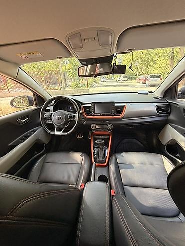 kia stoning: Kia Stonic: 2018 г., Кроссовер — 4