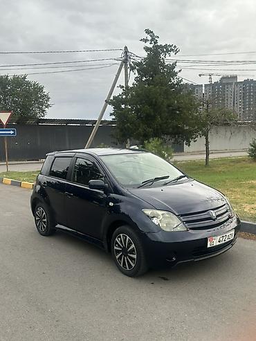 Toyota Ist: 2002 г., 1.5 л, Хэтчбэк