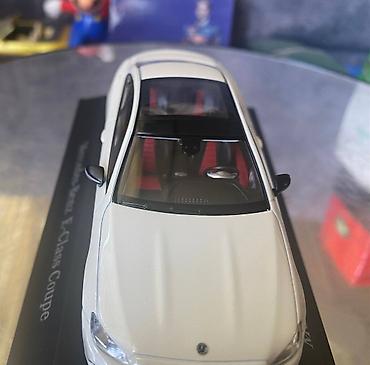 Avtomobil modelləri: Коллекционная модель Mercedes-Benz E-class W213 Coupe white 2017 — 16
