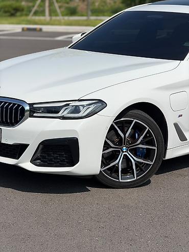 Продажа авто: BMW 5 series: 2020 г., Гибрид, Седан — 7