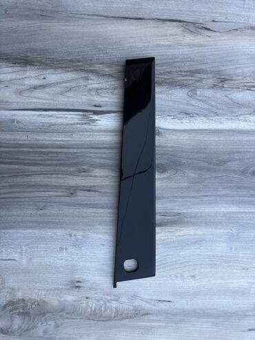 Двери и комплектующие: Накладка на дверь Задняя левая Kia, Б/у, Оригинал — 12