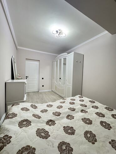 Продажа квартир: 3 комнаты, 80 м², Элитка, 4 этаж, Евроремонт — 5