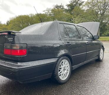 пассат вента: Volkswagen Vento: 1.8 л | 1995 г. | Седан