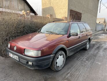 автомобиль пассат: Volkswagen Passat: 1993 г., 2 л, Механика, Бензин, Универсал