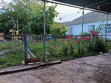 matras qiymeti: Satılır: İmişli şəhəri, P. Həsənov küçəsi. Evin sahəsi 200 kv. m. Ev 3 — 3
