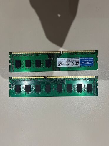 ddr3: Operativ yaddaş (RAM) Crucial, 16 GB, 1600 Mhz, DDR3, PC üçün, Yeni