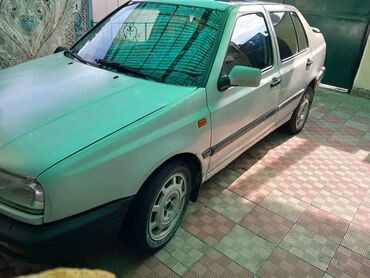 хонда адисей 2: Volkswagen Vento: 1993 г., 2 л, Механика, Бензин, Седан