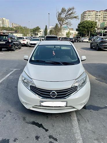 Nissan Note: 1.2 l | 2014 il Hetçbek