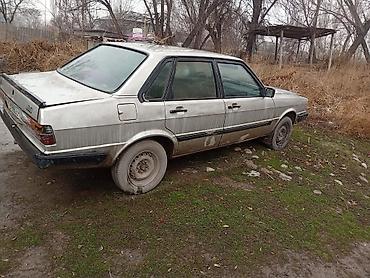 Audi: Audi 100: 1979 г., Седан — 2