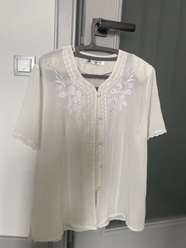 женская блузка: Блузка, Solid print